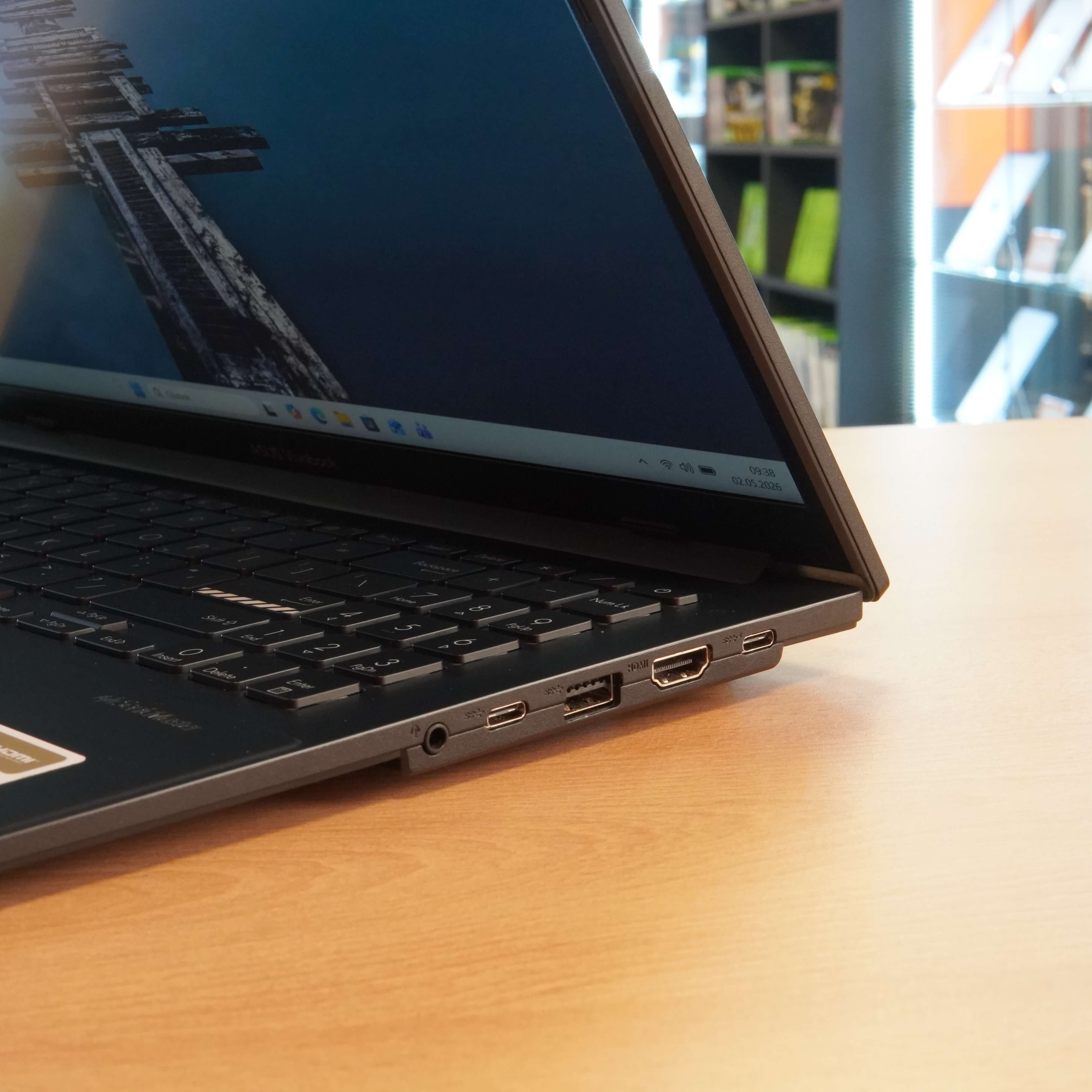 Laptop Asus Vivobook L1504F 15.6'' AMD Ryzen 5 7250U 16 GB DDR4, 512 GB, Midnight - imagine 2