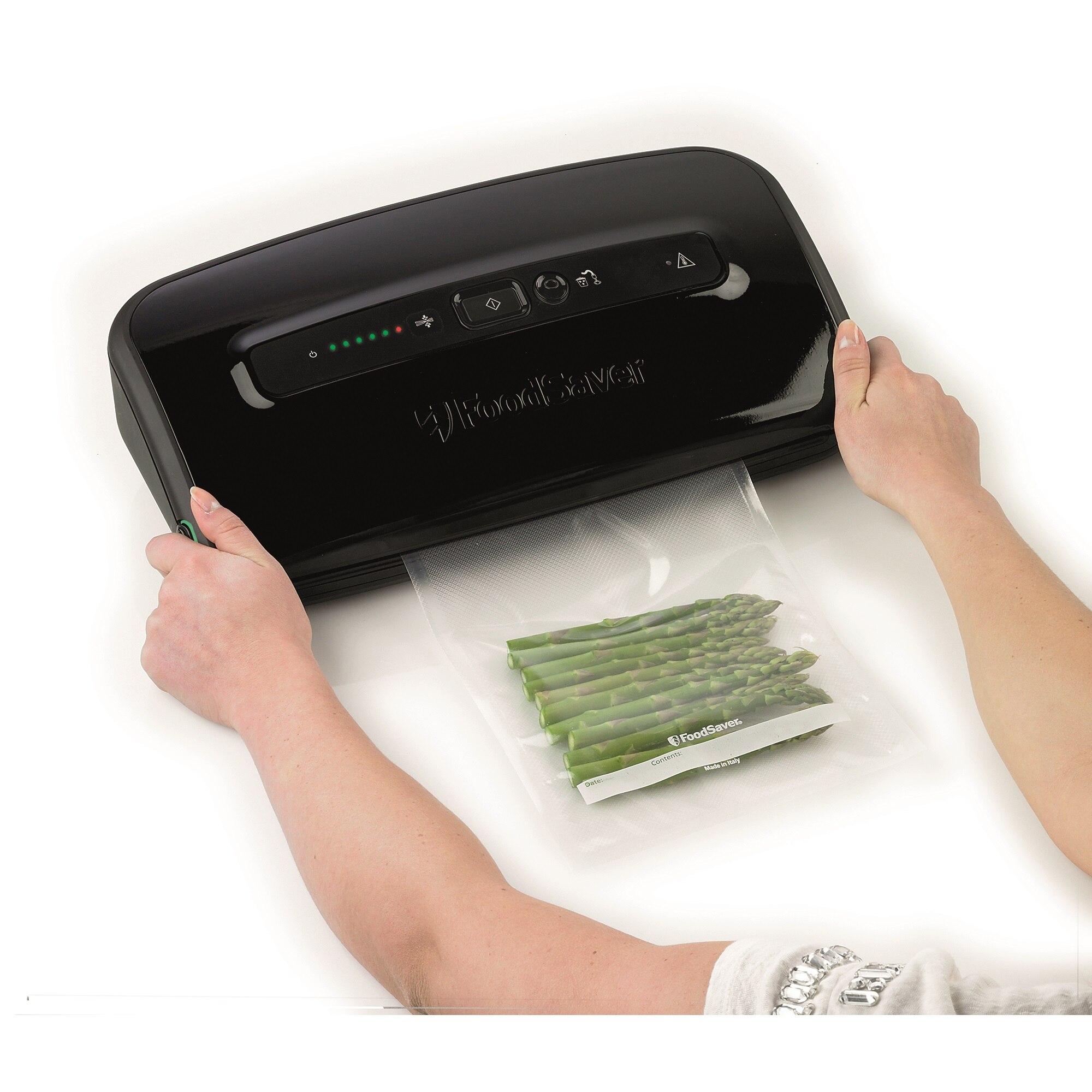 Aparat de Vidat Alimente FoodSaver FFS002X, 140W, Vidare Umeda/Uscata, Port Accesorii, Inox/Negru - imagine 3
