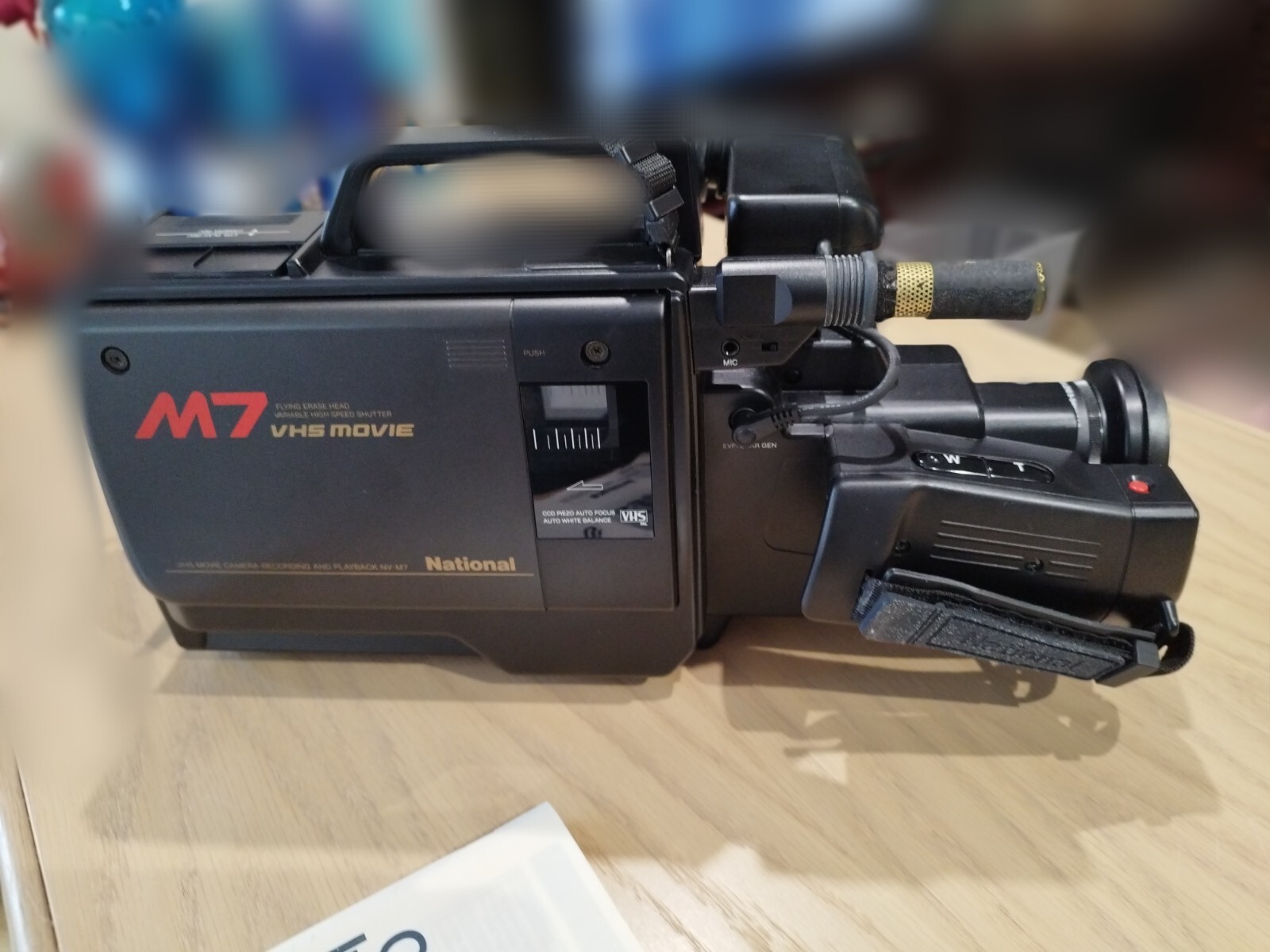 Cameră Video Vintage National NV-M7EN, Format Full-Size VHS, PAL, Auto Focus, Zoom Optic, Negru - imagine 2